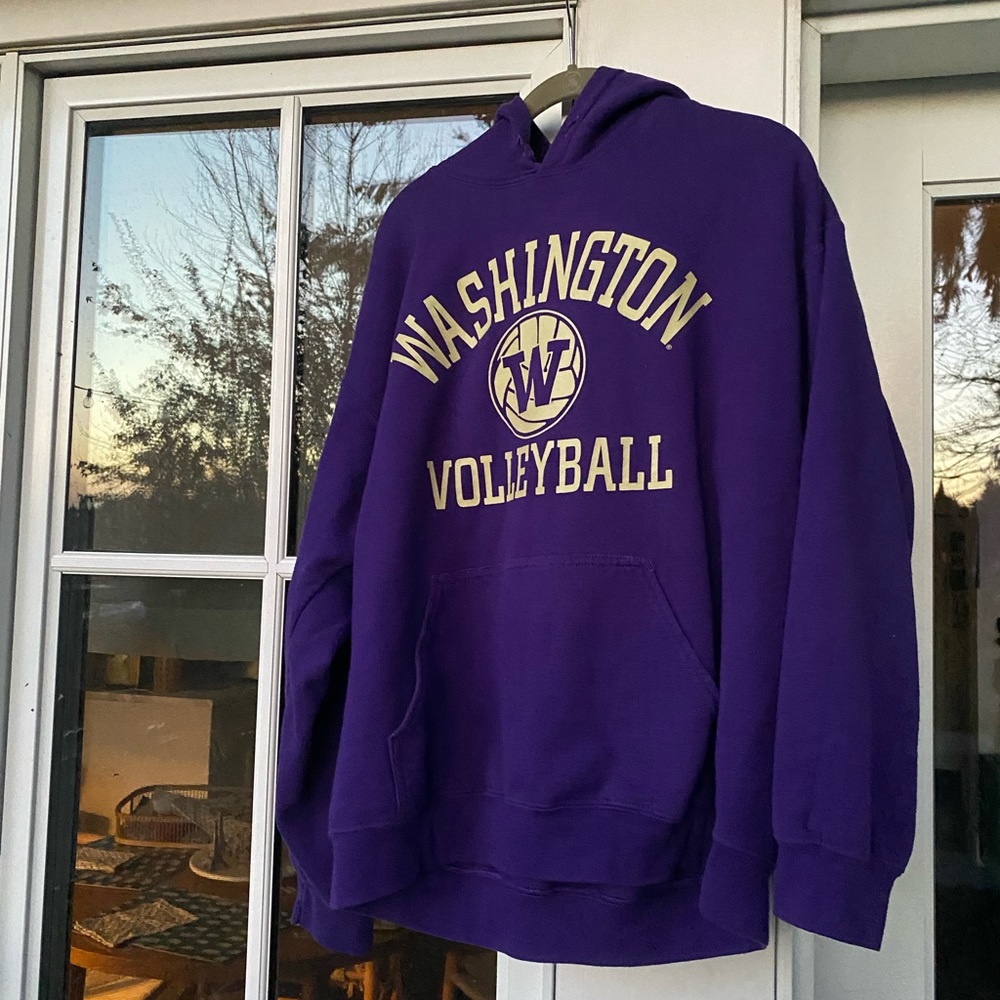 University of Washington Volleyball Hoodie Size L!